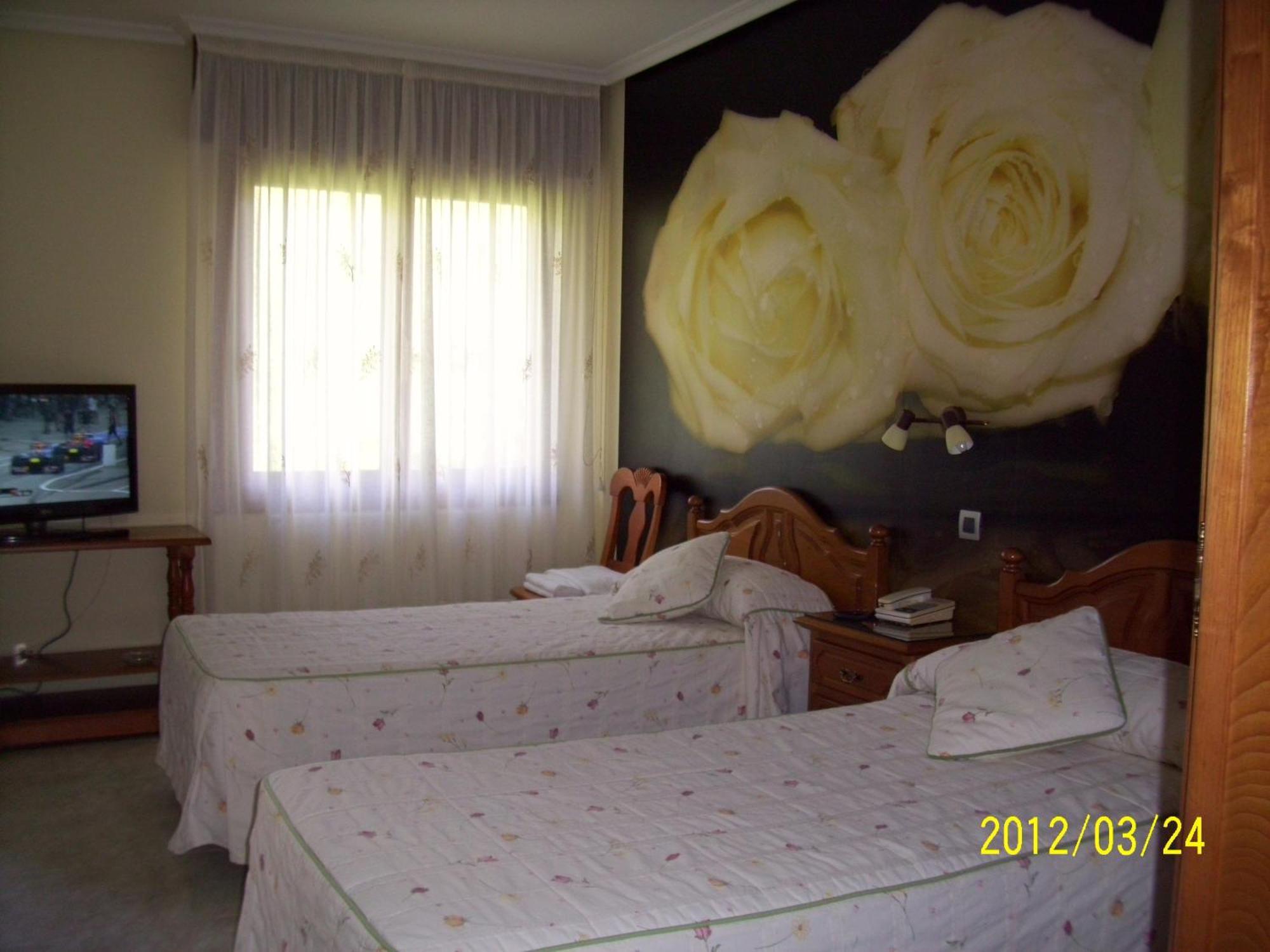 Hotel Noray Сан Висенте де ла Баркера Екстериор снимка